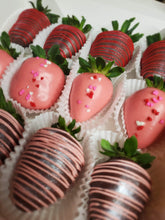 Load image into Gallery viewer, Valentine Strawberry Box
