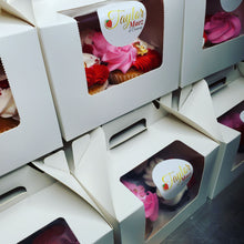 Load image into Gallery viewer, Valentine Cupcakes
